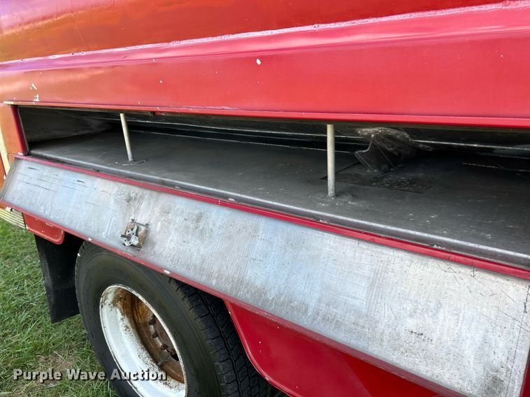 image for item NR9018 1996 Freightliner FL70  fuel truck