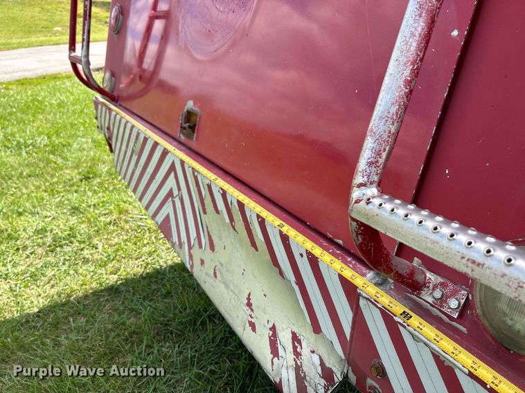 image for item NR9018 1996 Freightliner FL70  fuel truck