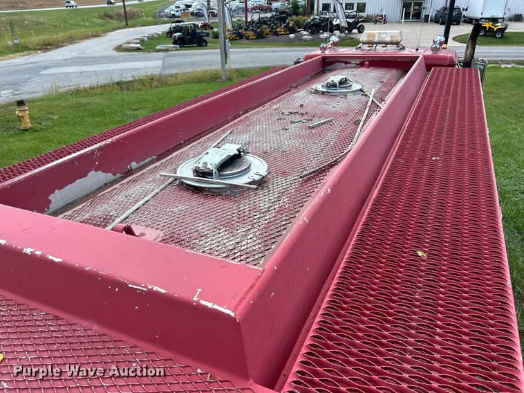 image for item NR9018 1996 Freightliner FL70  fuel truck