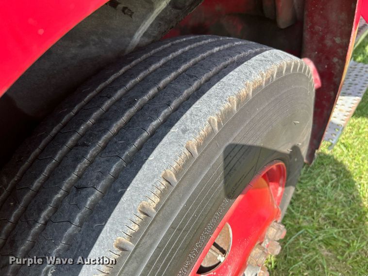 image for item NR9018 1996 Freightliner FL70  fuel truck