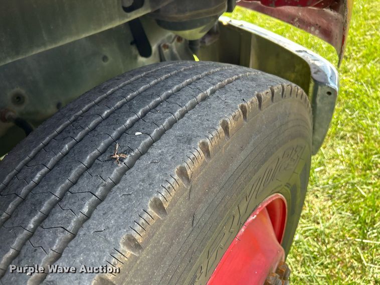 image for item NR9018 1996 Freightliner FL70  fuel truck