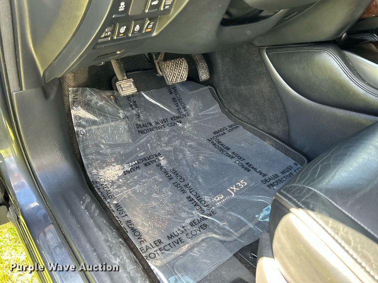 image for item NR9019 2013 Infiniti JX35  SUV