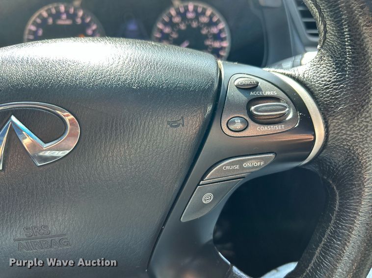 image for item NR9019 2013 Infiniti JX35  SUV