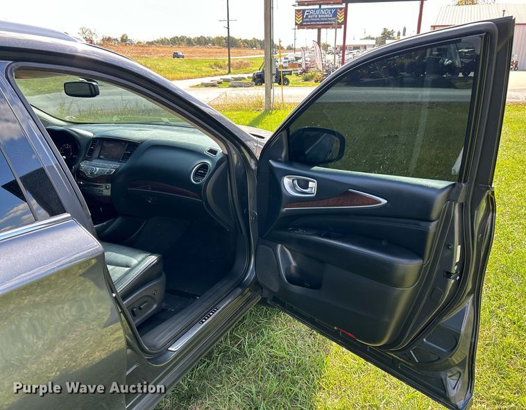 image for item NR9019 2013 Infiniti JX35  SUV