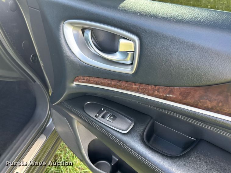 image for item NR9019 2013 Infiniti JX35  SUV