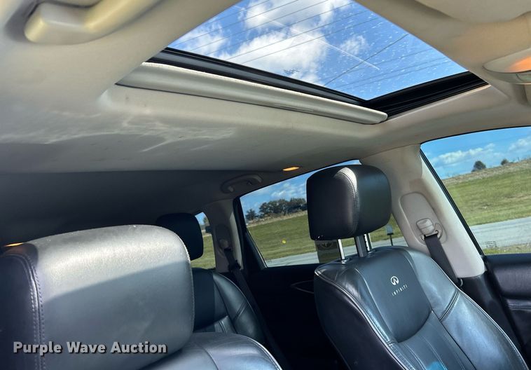 image for item NR9019 2013 Infiniti JX35  SUV