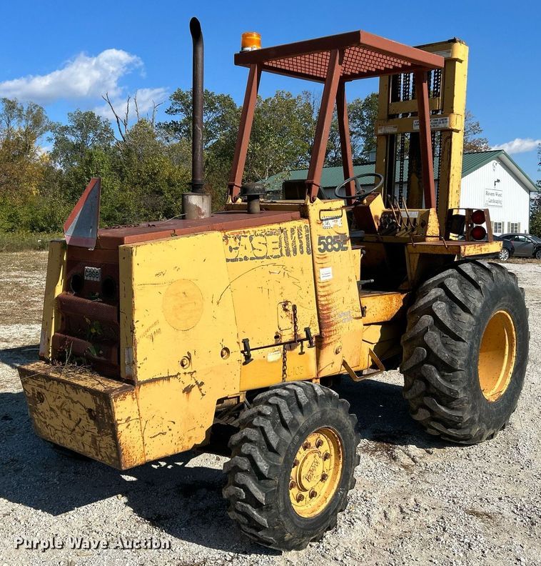 image for item NR9023 1986 Case 585E  forklift