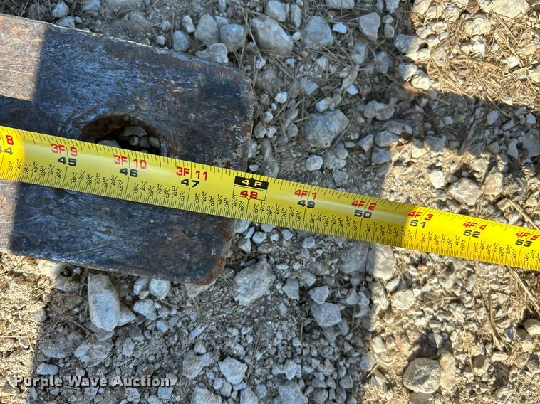 image for item NR9023 1986 Case 585E  forklift