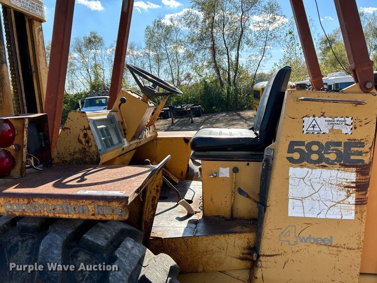 image for item NR9023 1986 Case 585E  forklift