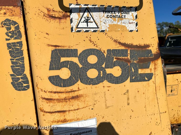 image for item NR9023 1986 Case 585E  forklift