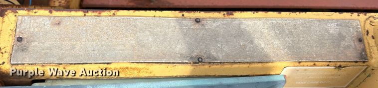 image for item NR9023 1986 Case 585E  forklift