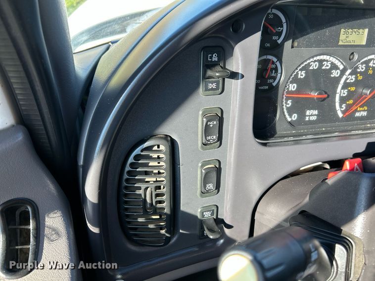 image for item NR9024 2010 Freightliner M2  utility / service truck