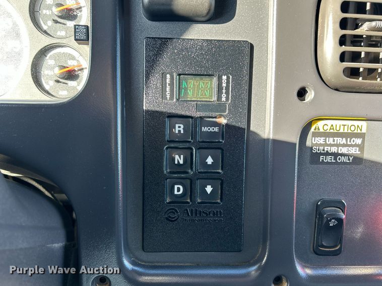 image for item NR9024 2010 Freightliner M2  utility / service truck