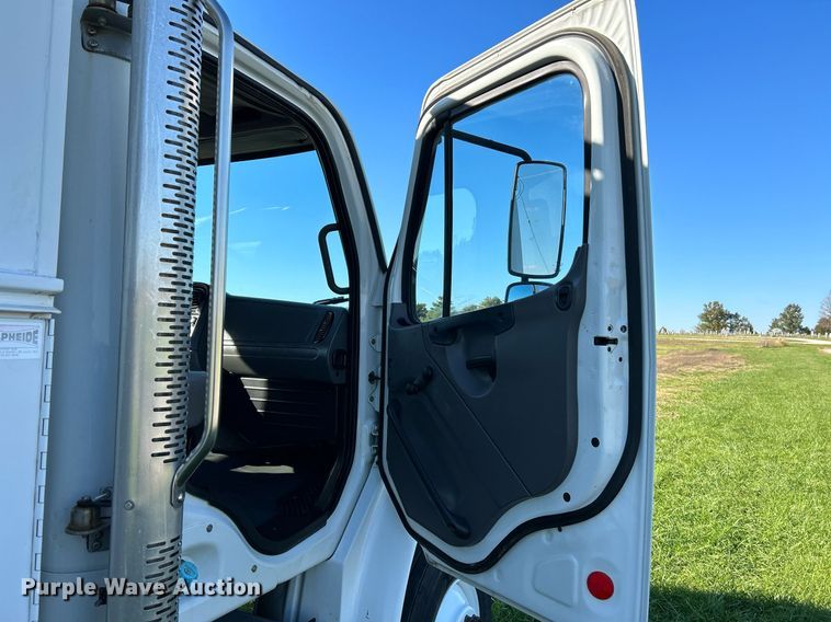 image for item NR9024 2010 Freightliner M2  utility / service truck