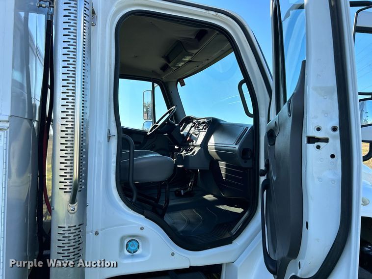 image for item NR9024 2010 Freightliner M2  utility / service truck