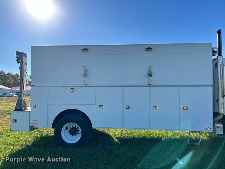 image for item NR9024 2010 Freightliner M2  utility / service truck