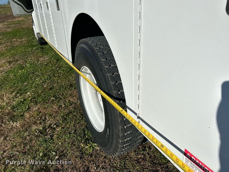 image for item NR9024 2010 Freightliner M2  utility / service truck