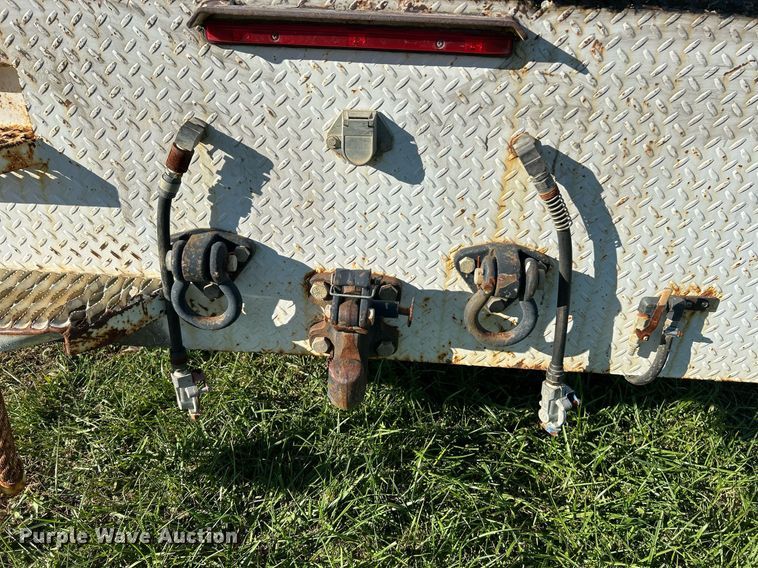 image for item NR9024 2010 Freightliner M2  utility / service truck