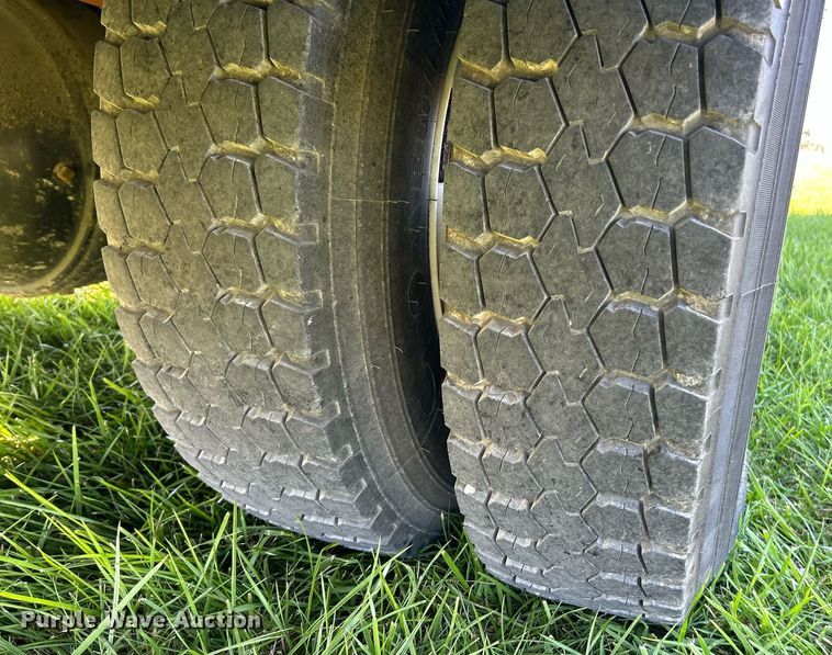 image for item NR9024 2010 Freightliner M2  utility / service truck