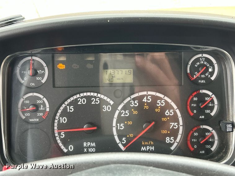 image for item NR9282 2011 Thomas B2  school bus