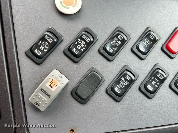 image for item NR9282 2011 Thomas B2  school bus