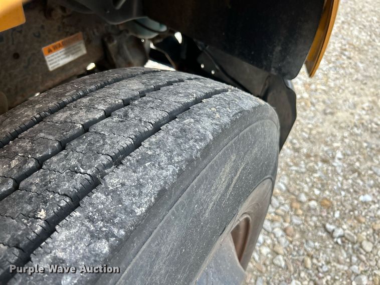 image for item NR9282 2011 Thomas B2  school bus