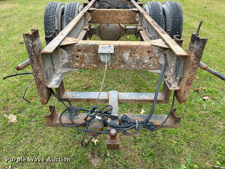 image for item NR9283 2006 GMC C7500  truck cab and chassis