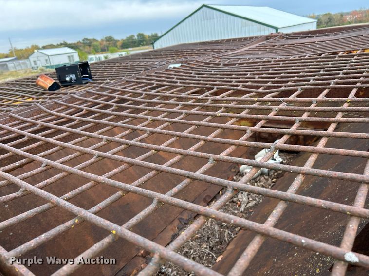 image for item NR9289 2004 Chevrolet C7500  dump truck