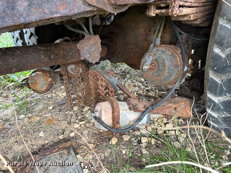 image for item NR9289 2004 Chevrolet C7500  dump truck