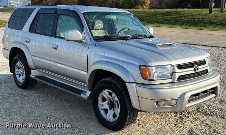 image for item NR9302 2001 Toyota 4Runner SR5  SUV