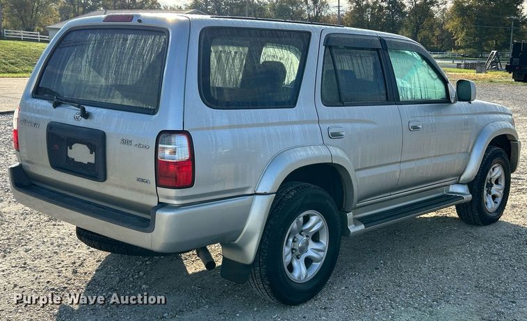 image for item NR9302 2001 Toyota 4Runner SR5  SUV