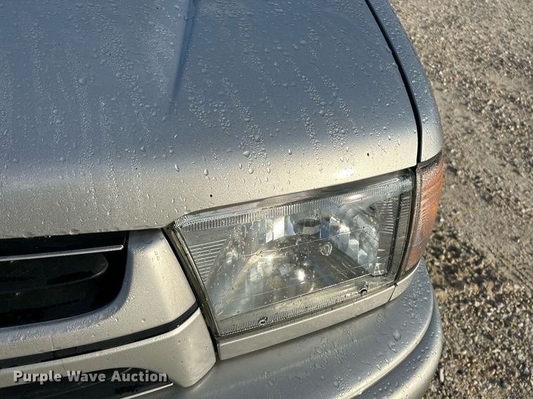 image for item NR9302 2001 Toyota 4Runner SR5  SUV