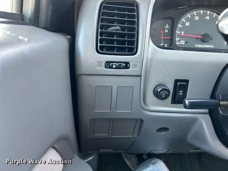 image for item NR9302 2001 Toyota 4Runner SR5  SUV