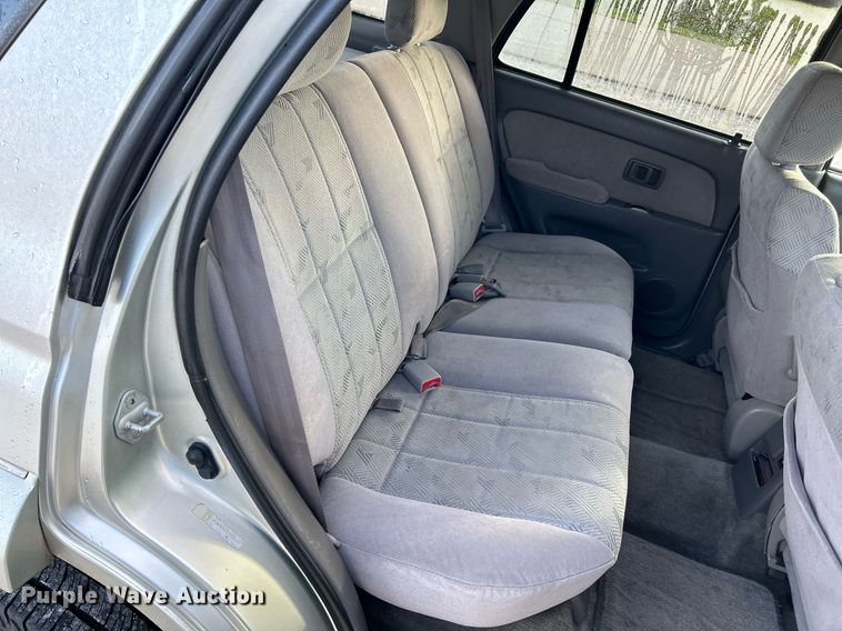 image for item NR9302 2001 Toyota 4Runner SR5  SUV