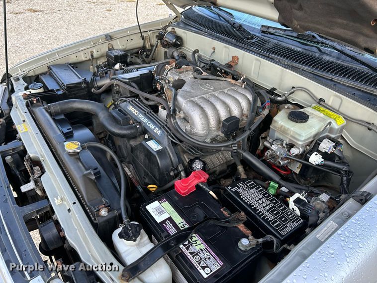 image for item NR9302 2001 Toyota 4Runner SR5  SUV