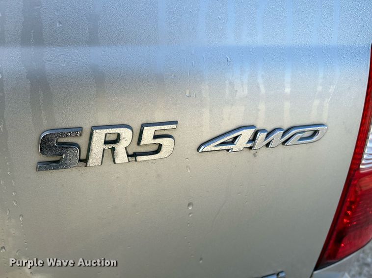 image for item NR9302 2001 Toyota 4Runner SR5  SUV