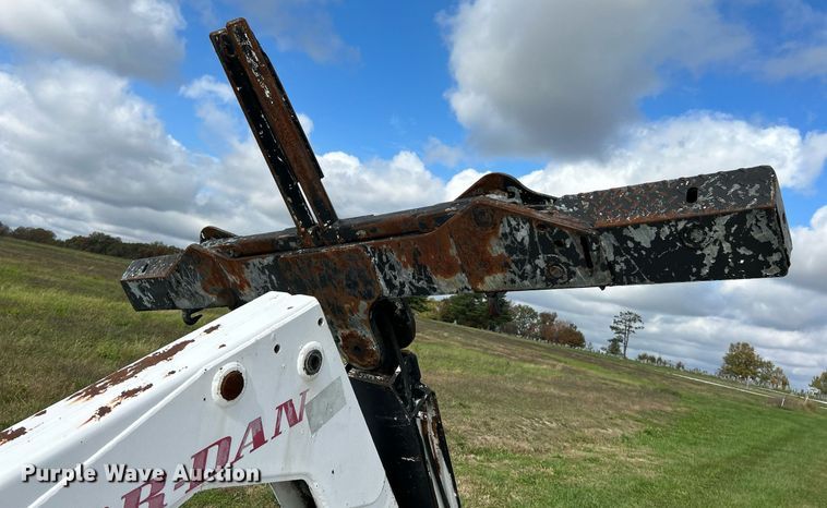 image for item NR9305 2006 Isuzu NPR  tow truck