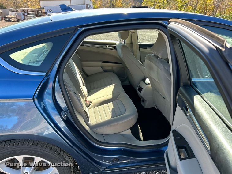 image for item NR9310 2019 Ford Fusion SE Hybrid