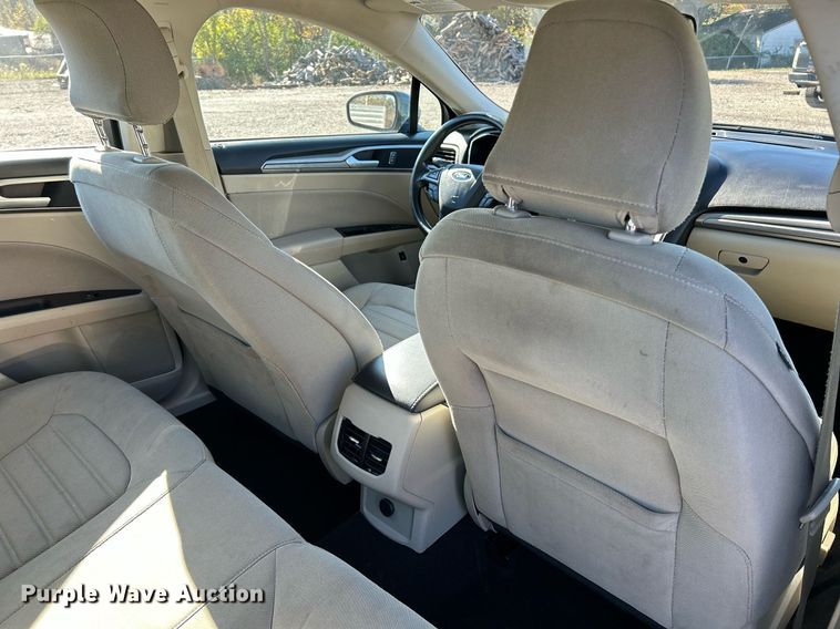 image for item NR9310 2019 Ford Fusion SE Hybrid