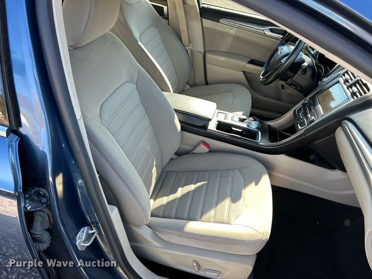 image for item NR9310 2019 Ford Fusion SE Hybrid