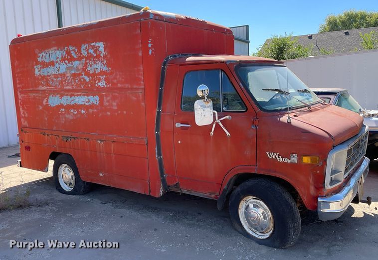 image for item NX9918 1978 GMC Vandura 35  Step van