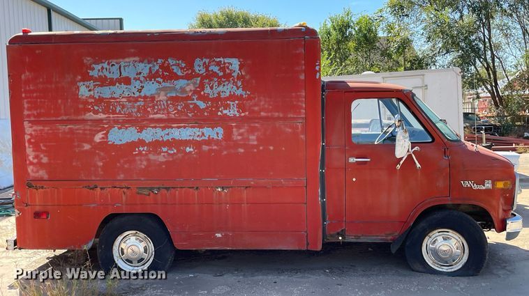 image for item NX9918 1978 GMC Vandura 35  Step van