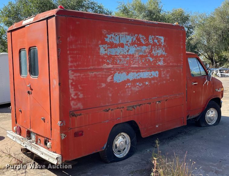 image for item NX9918 1978 GMC Vandura 35  Step van