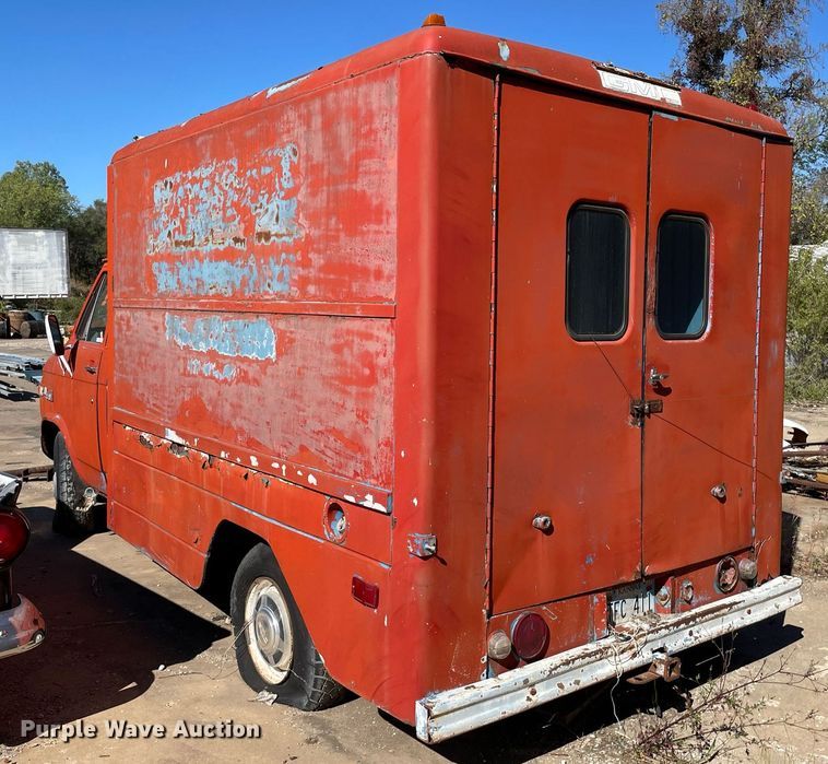 image for item NX9918 1978 GMC Vandura 35  Step van