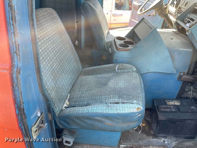 image for item NX9918 1978 GMC Vandura 35  Step van