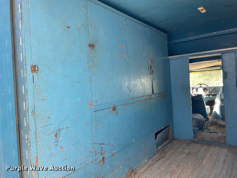 image for item NX9918 1978 GMC Vandura 35  Step van