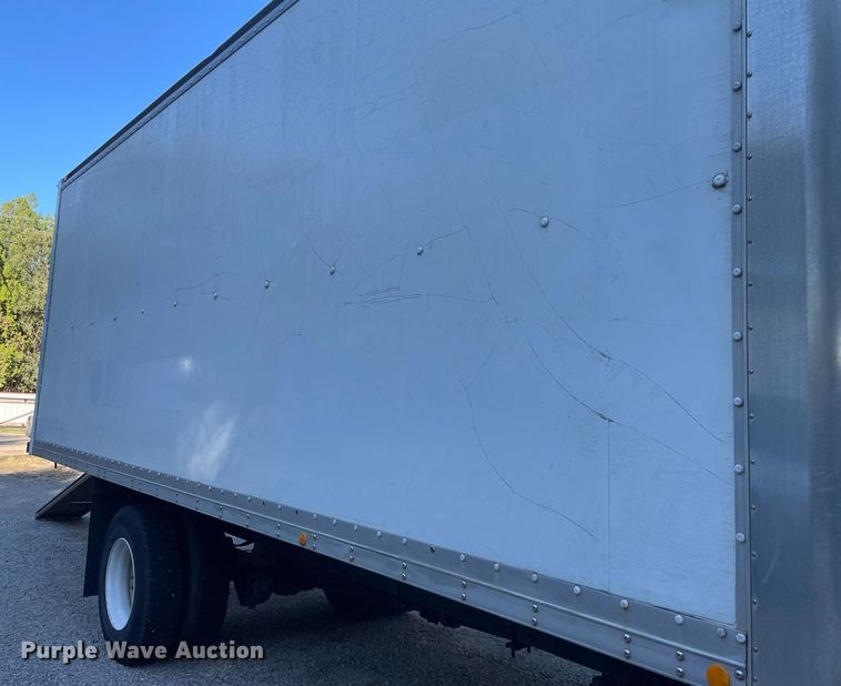 image for item NX9921 2004 Freightliner Business Class M2  box truck