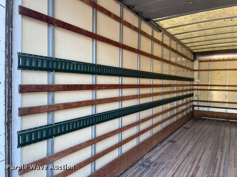 image for item NX9921 2004 Freightliner Business Class M2  box truck