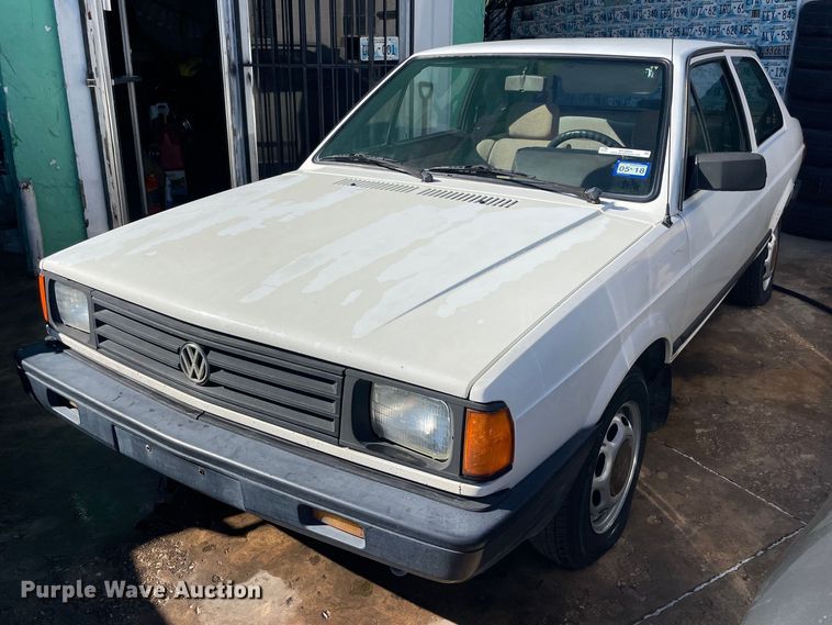 image for item NY9945 1989 Volkswagen Fox