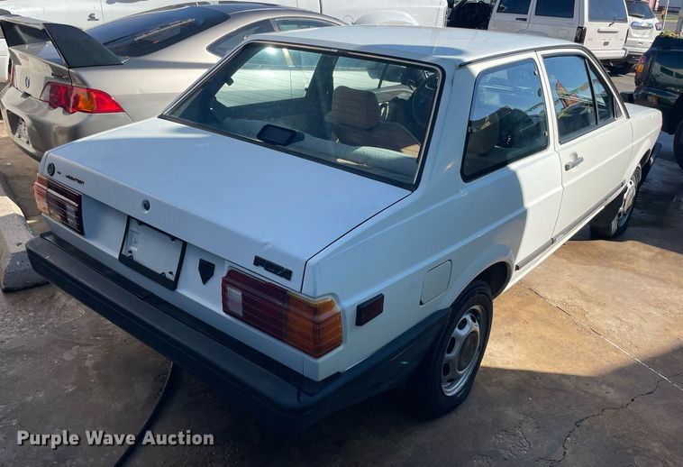 image for item NY9945 1989 Volkswagen Fox